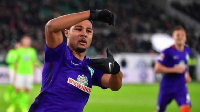 都亲力亲为 都亲力亲为