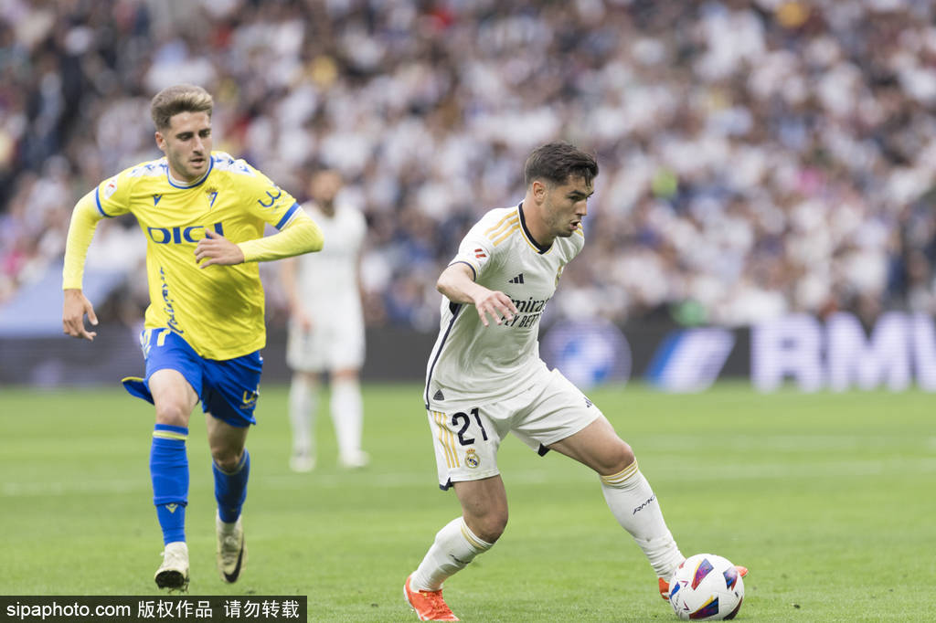 更是对全球 更是对全球